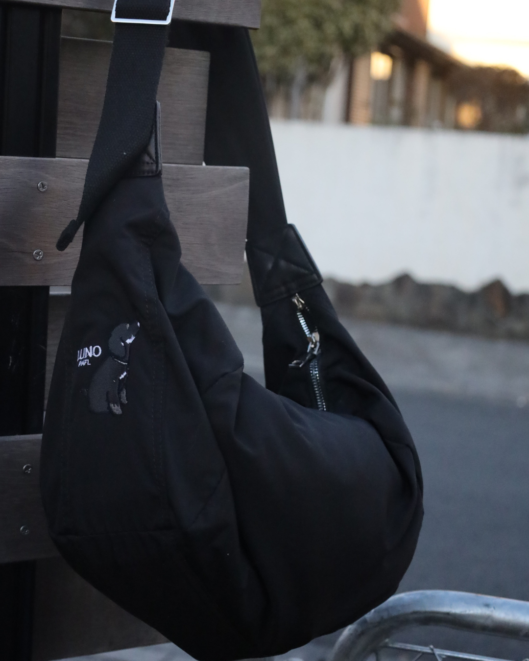 THE WORKCRAFT MANUFACTURE ブラックボディバッグ ボディバック – PAFL