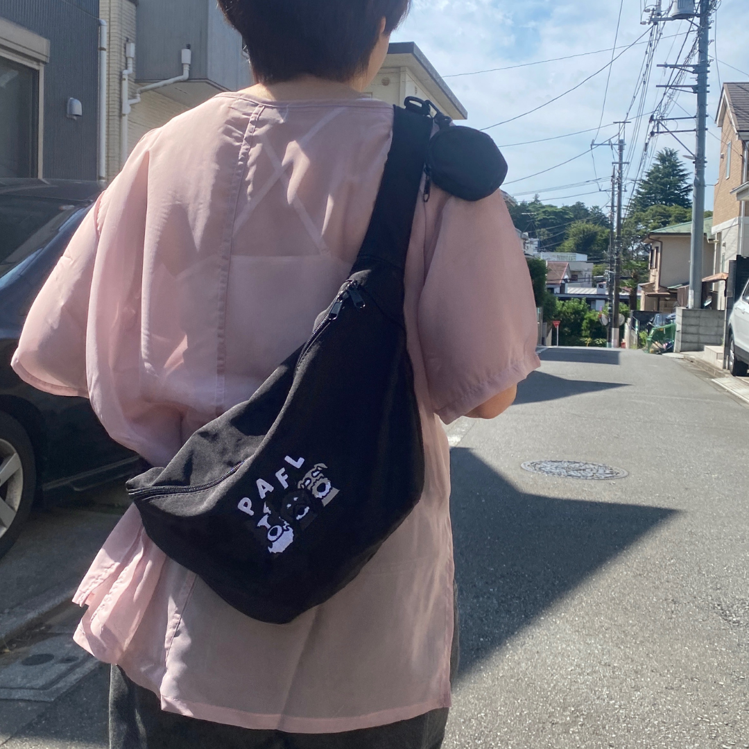 ラウンドショルダーバック